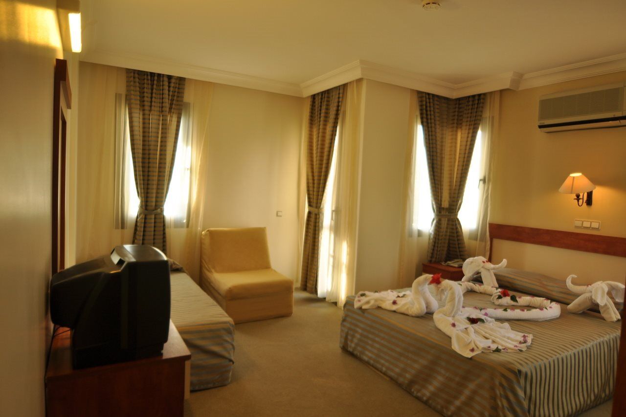 Golden Moon Hotel Fethiye Bagian luar foto